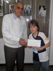 Benjamn Falcn recibe de Ral Scaglione